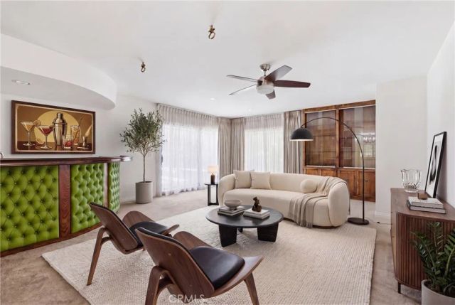 4908 Calvin Avenue, Tarzana, CA 91356