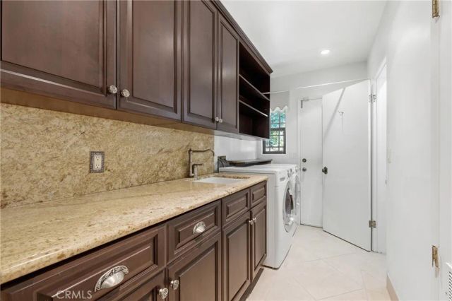 4908 Calvin Avenue, Tarzana, CA 91356