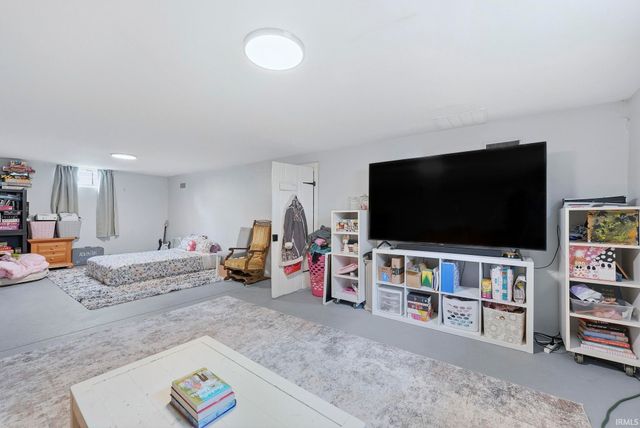 1646 Spring Street, Fort Wayne, IN 46808