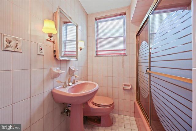 1118 WOLF ST, Philadelphia, PA 19148