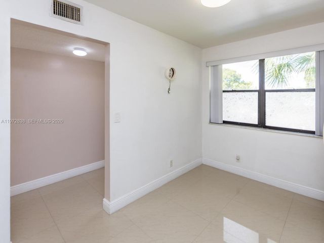 11202 Taft St 11202, Pembroke Pines, FL 33026