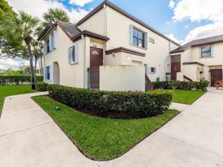 11202 Taft St 11202, Pembroke Pines, FL 33026