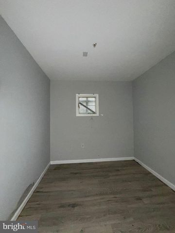 883 BARNABY ST SE, Washington, DC 20032