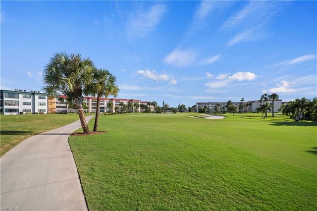 1747 Pebble Beach DR # 317, Fort Myers, FL 33907
