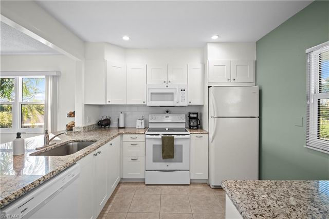 1747 Pebble Beach DR # 317, Fort Myers, FL 33907