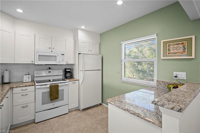 1747 Pebble Beach DR # 317, Fort Myers, FL 33907