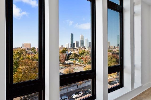 1950 Washington St 5C, Boston, MA 02118