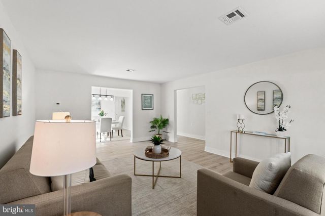 55 SHEFFIELD PL, Southampton, NJ 08088