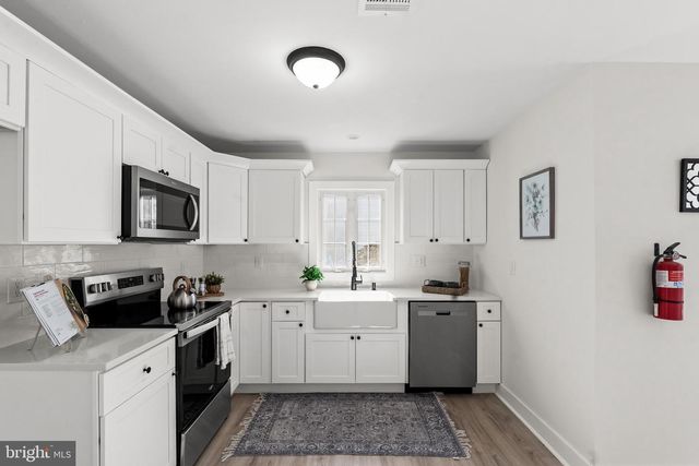 55 SHEFFIELD PL, Southampton, NJ 08088