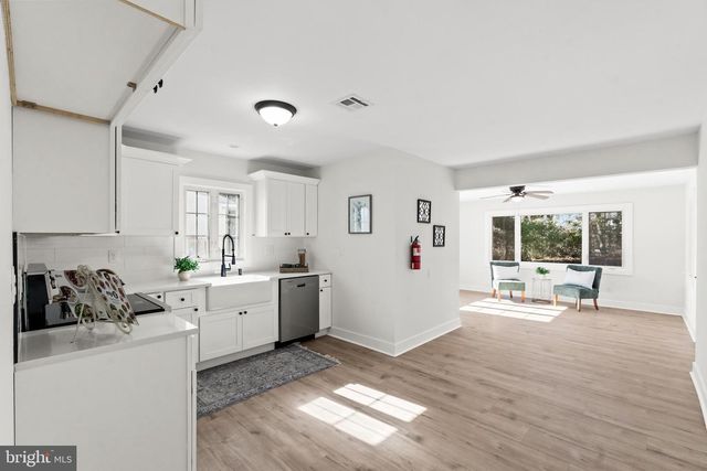 55 SHEFFIELD PL, Southampton, NJ 08088