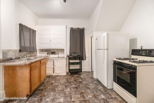 2344 Elm Street, Toledo, OH 43608