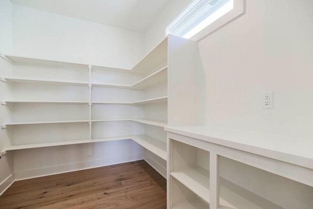 17021 S Lichtenauer Street, Olathe, KS 66062