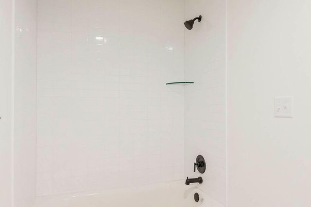 17021 S Lichtenauer Street, Olathe, KS 66062