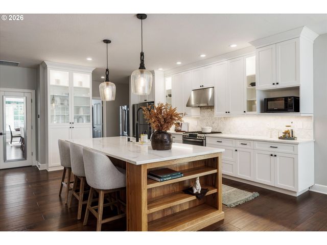 19901 Se 5TH Way, Camas, WA 98607