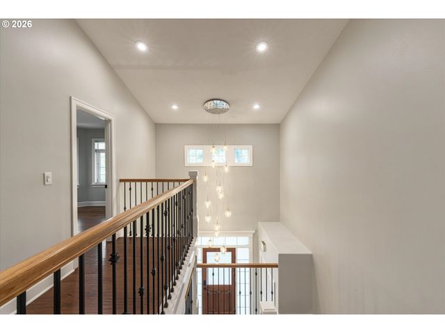 19901 Se 5TH Way, Camas, WA 98607