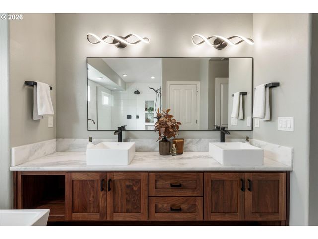 19901 Se 5TH Way, Camas, WA 98607