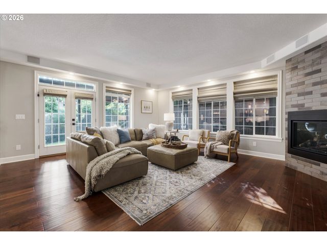 19901 Se 5TH Way, Camas, WA 98607