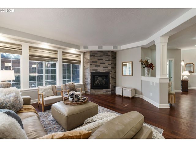 19901 Se 5TH Way, Camas, WA 98607
