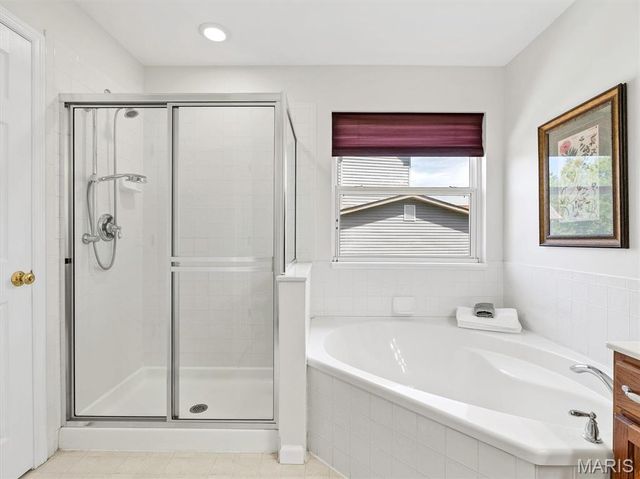 113 Christopher Place, St Louis, MO 63129