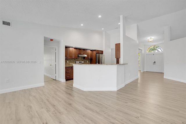 1574 NW 103rd Terrace, Coral Springs, FL 33071