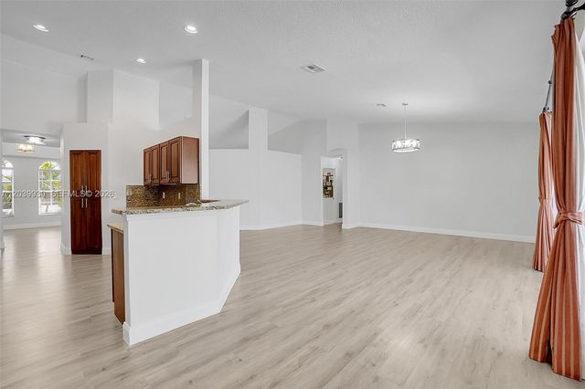 1574 NW 103rd Terrace, Coral Springs, FL 33071