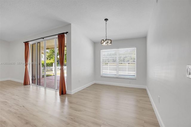 1574 NW 103rd Terrace, Coral Springs, FL 33071