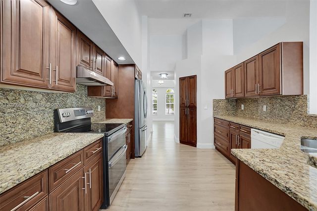 1574 NW 103rd Terrace, Coral Springs, FL 33071