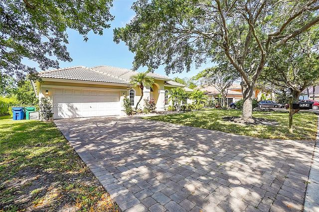 1574 NW 103rd Terrace, Coral Springs, FL 33071