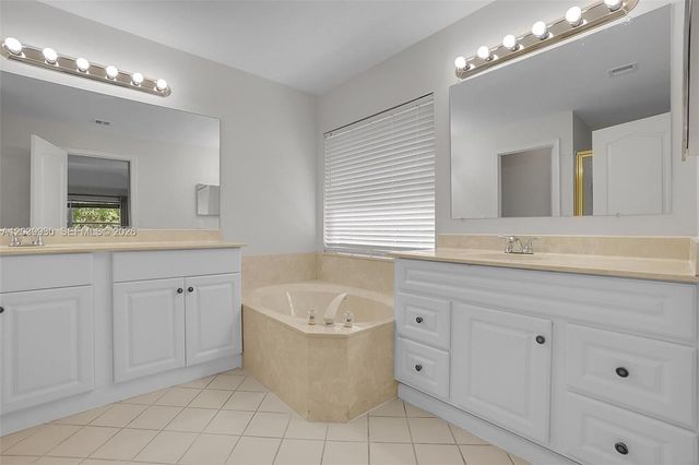 1574 NW 103rd Terrace, Coral Springs, FL 33071