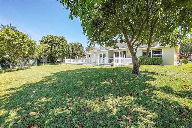 1574 NW 103rd Terrace, Coral Springs, FL 33071