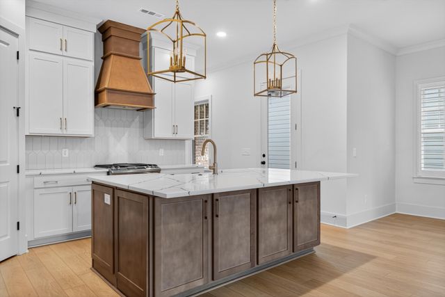 2648 Buckner Ln, Thompsons Station, TN 37179