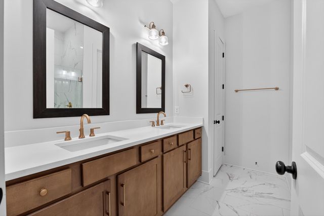 2648 Buckner Ln, Thompsons Station, TN 37179