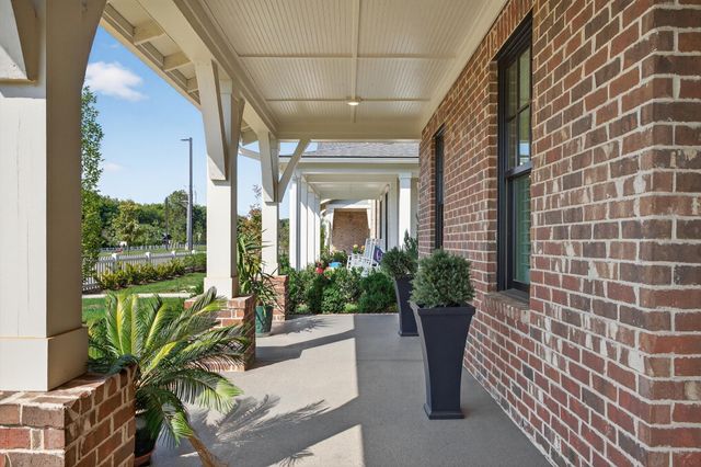 2648 Buckner Ln, Thompsons Station, TN 37179