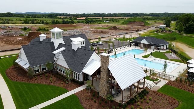 2648 Buckner Ln, Thompsons Station, TN 37179