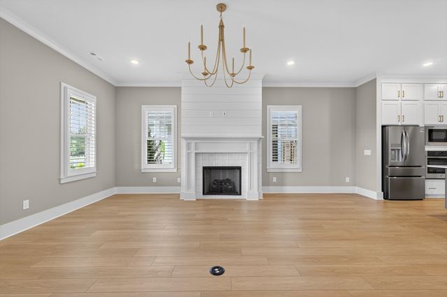 2648 Buckner Ln, Thompsons Station, TN 37179