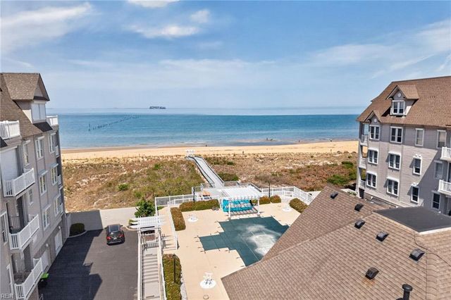 2313 Mariners Mark Way Apt 201, Virginia Beach, VA 23451