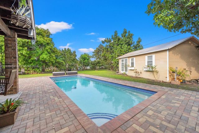 3605 SW 122nd Pl 1, Miami, FL 33175