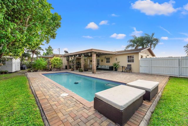 3605 SW 122nd Pl 1, Miami, FL 33175