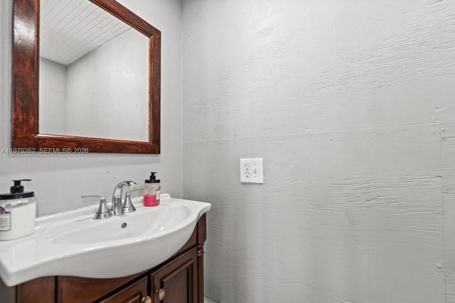 3605 SW 122nd Pl 1, Miami, FL 33175