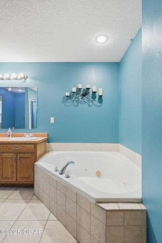 606 Cemetery Road, Seneca, MO 64865