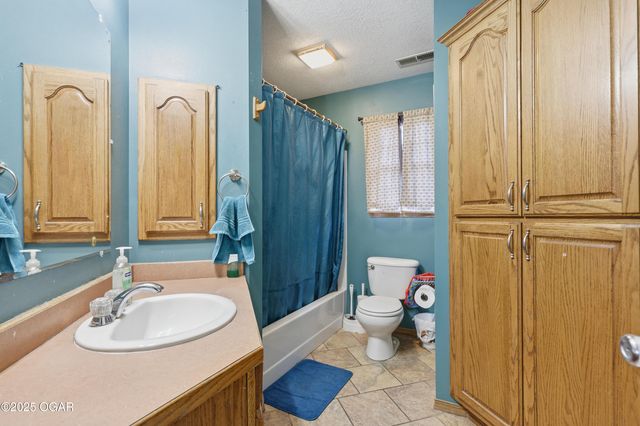 606 Cemetery Road, Seneca, MO 64865