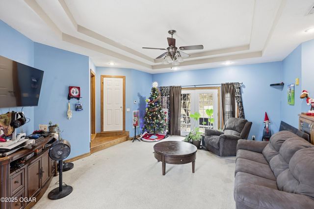 606 Cemetery Road, Seneca, MO 64865