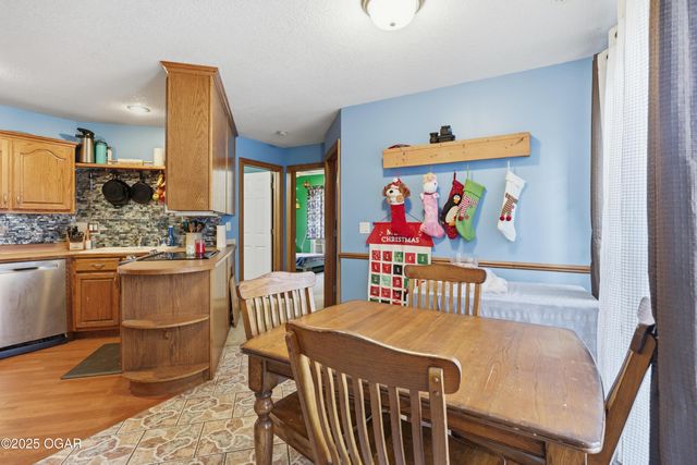 606 Cemetery Road, Seneca, MO 64865