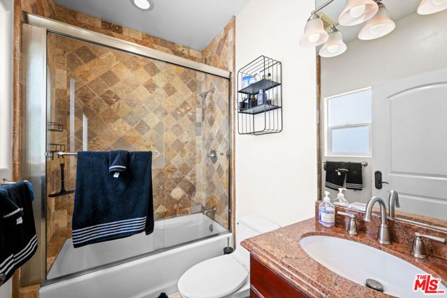 5419 Tampa Avenue, Tarzana (los Angeles), CA 91356