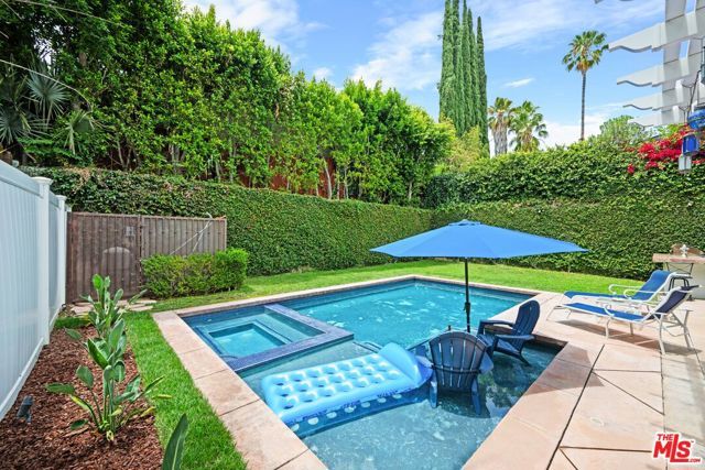 5419 Tampa Avenue, Tarzana (los Angeles), CA 91356