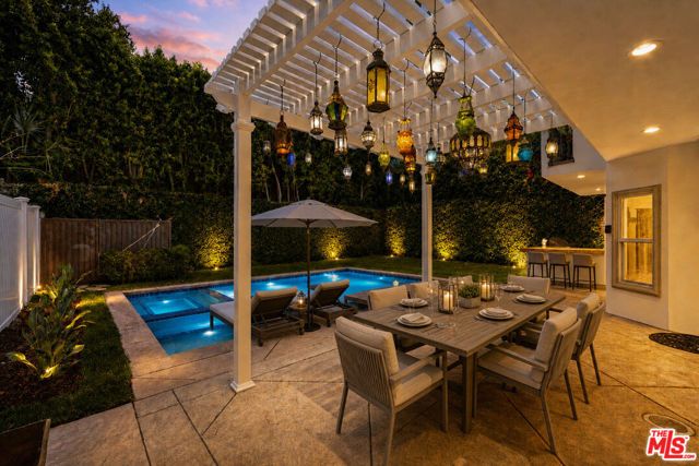 5419 Tampa Avenue, Tarzana (los Angeles), CA 91356