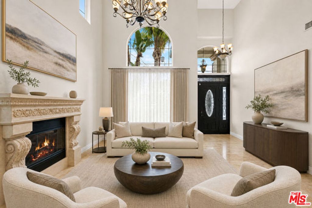 5419 Tampa Avenue, Tarzana (los Angeles), CA 91356