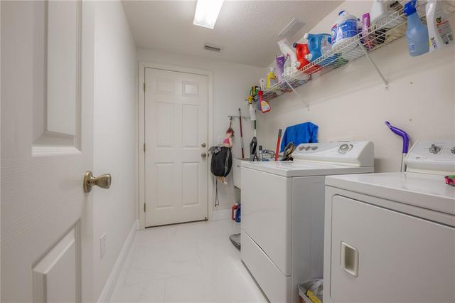 18434 EASTWYCK DRIVE, Tampa, FL 33647