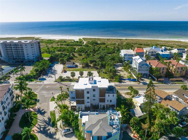 329 BEACH ROAD B, Sarasota, FL 34242