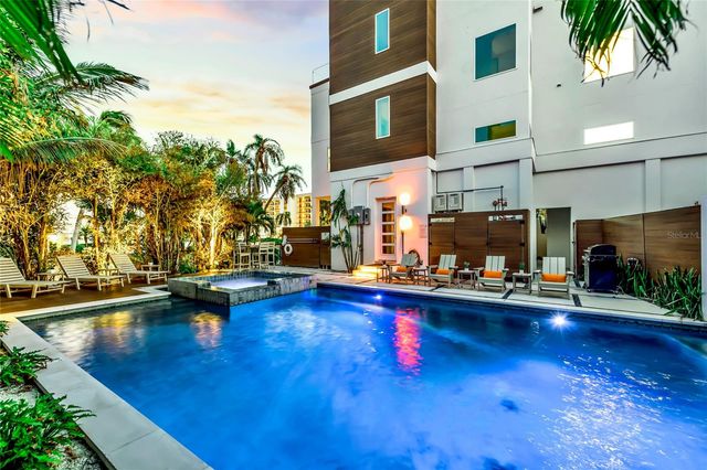 329 BEACH ROAD B, Sarasota, FL 34242